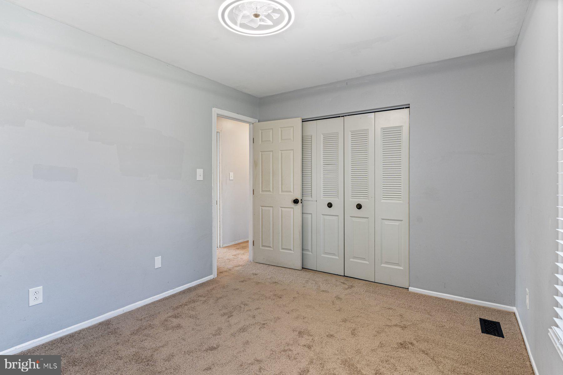 WHITE OAK VILLAGE - Residential