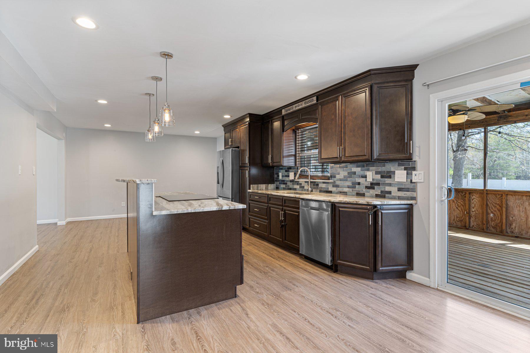 WHITE OAK VILLAGE - Residential