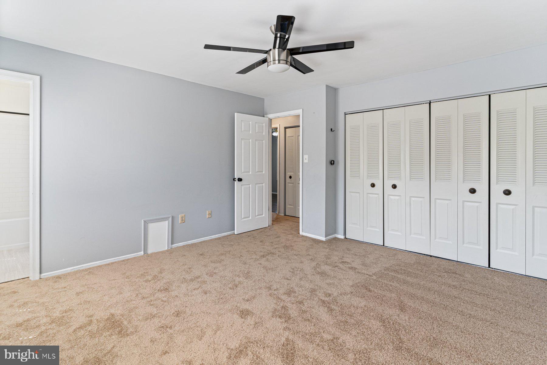 WHITE OAK VILLAGE - Residential