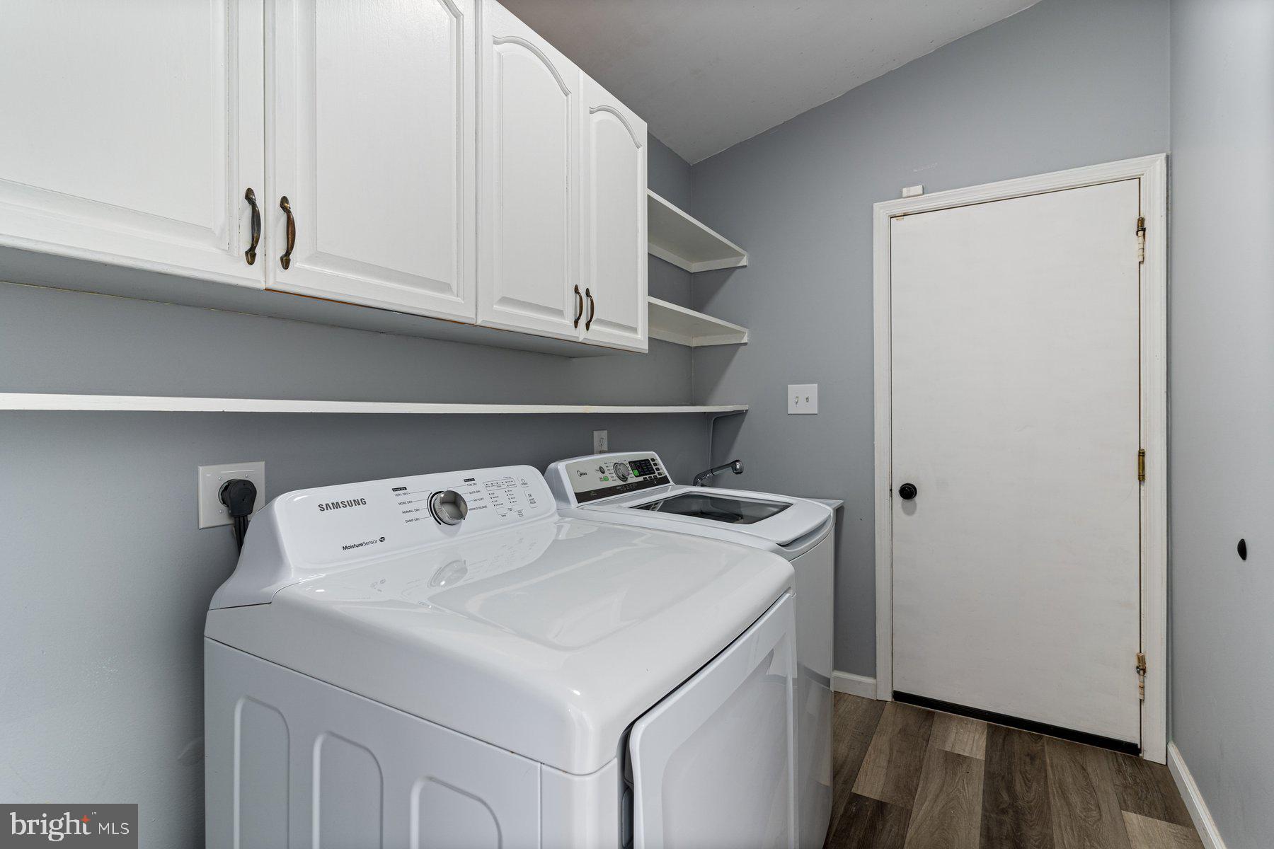 WHITE OAK VILLAGE - Residential