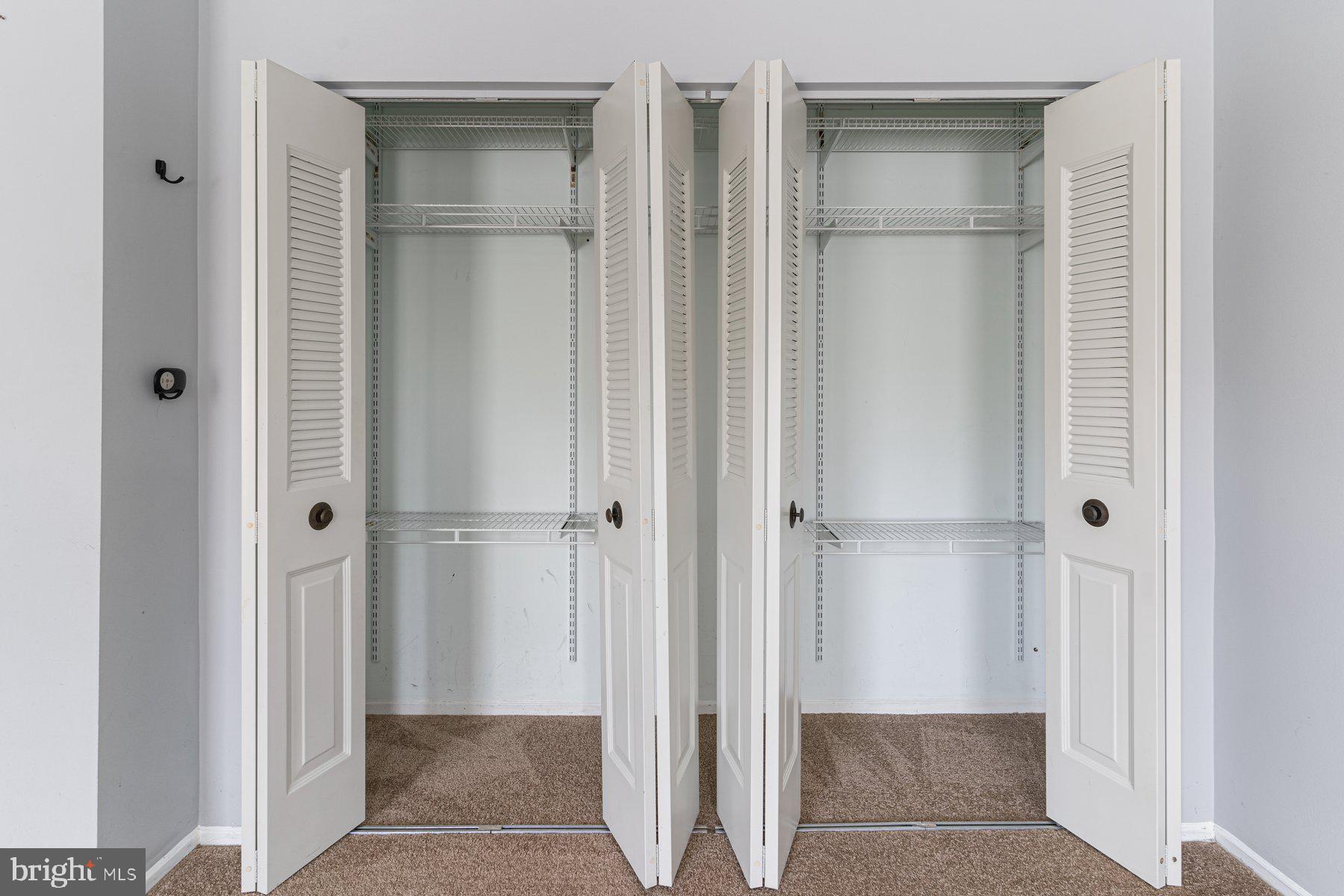 WHITE OAK VILLAGE - Residential