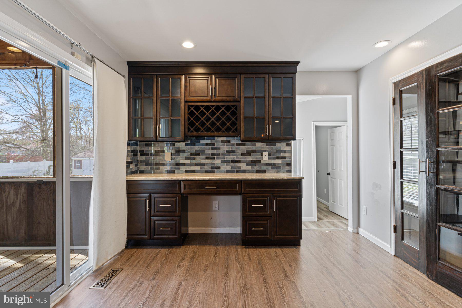 WHITE OAK VILLAGE - Residential