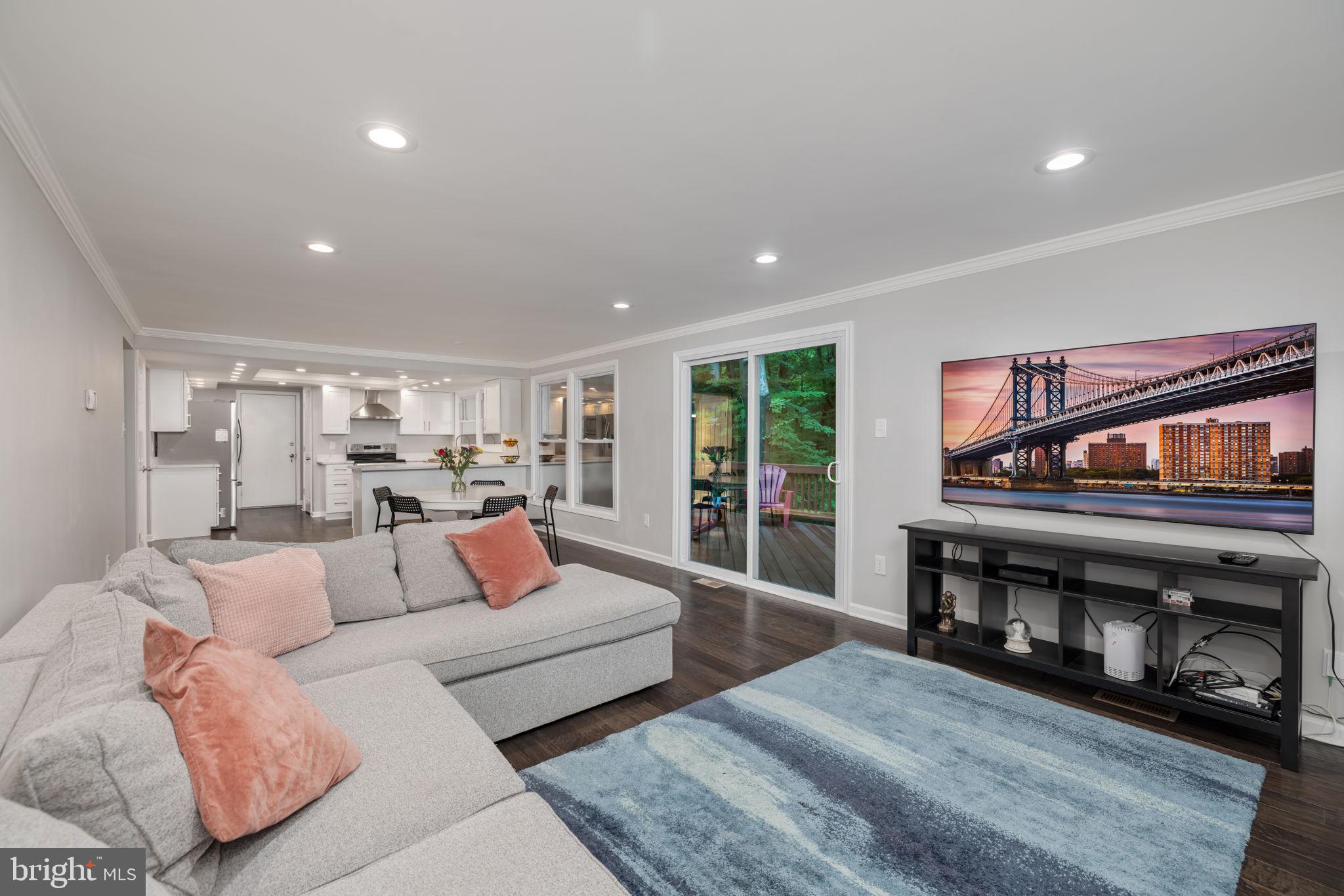 SHANNON STATION - Residential