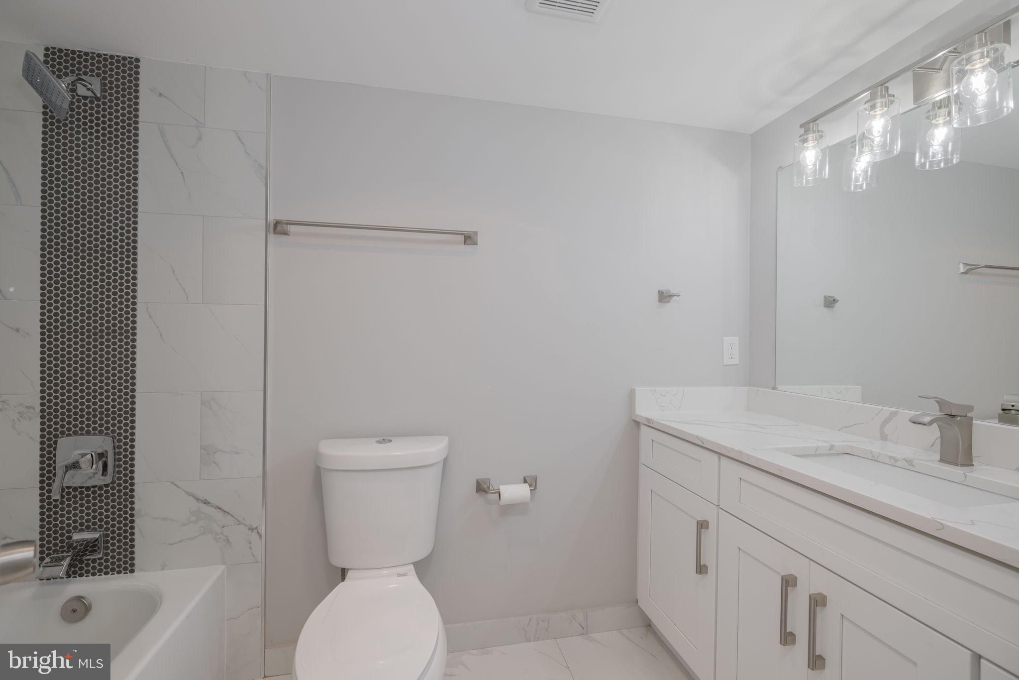 SHANNON STATION - Residential