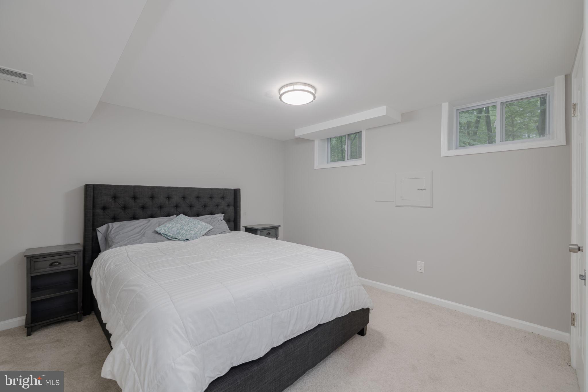 SHANNON STATION - Residential