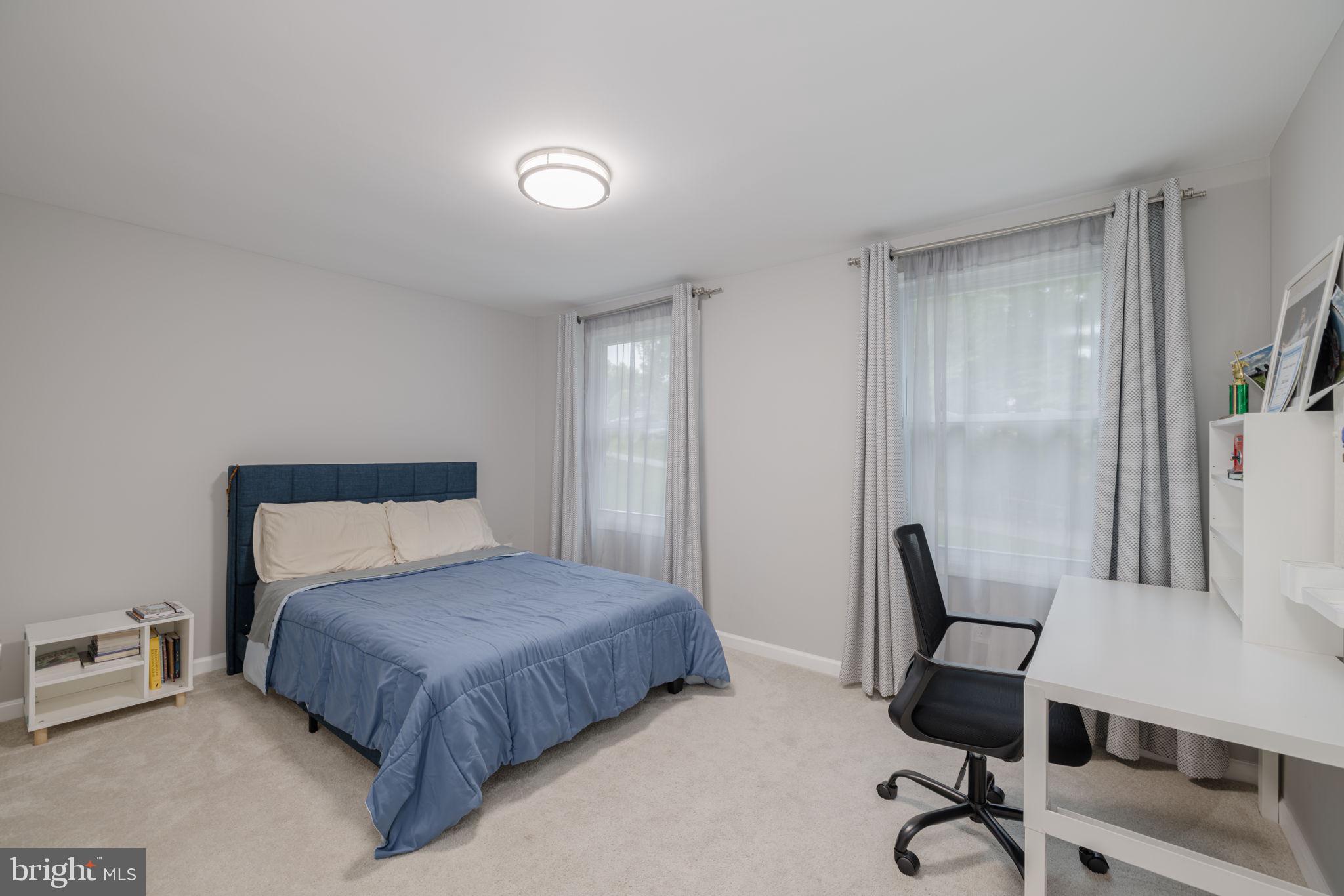 SHANNON STATION - Residential