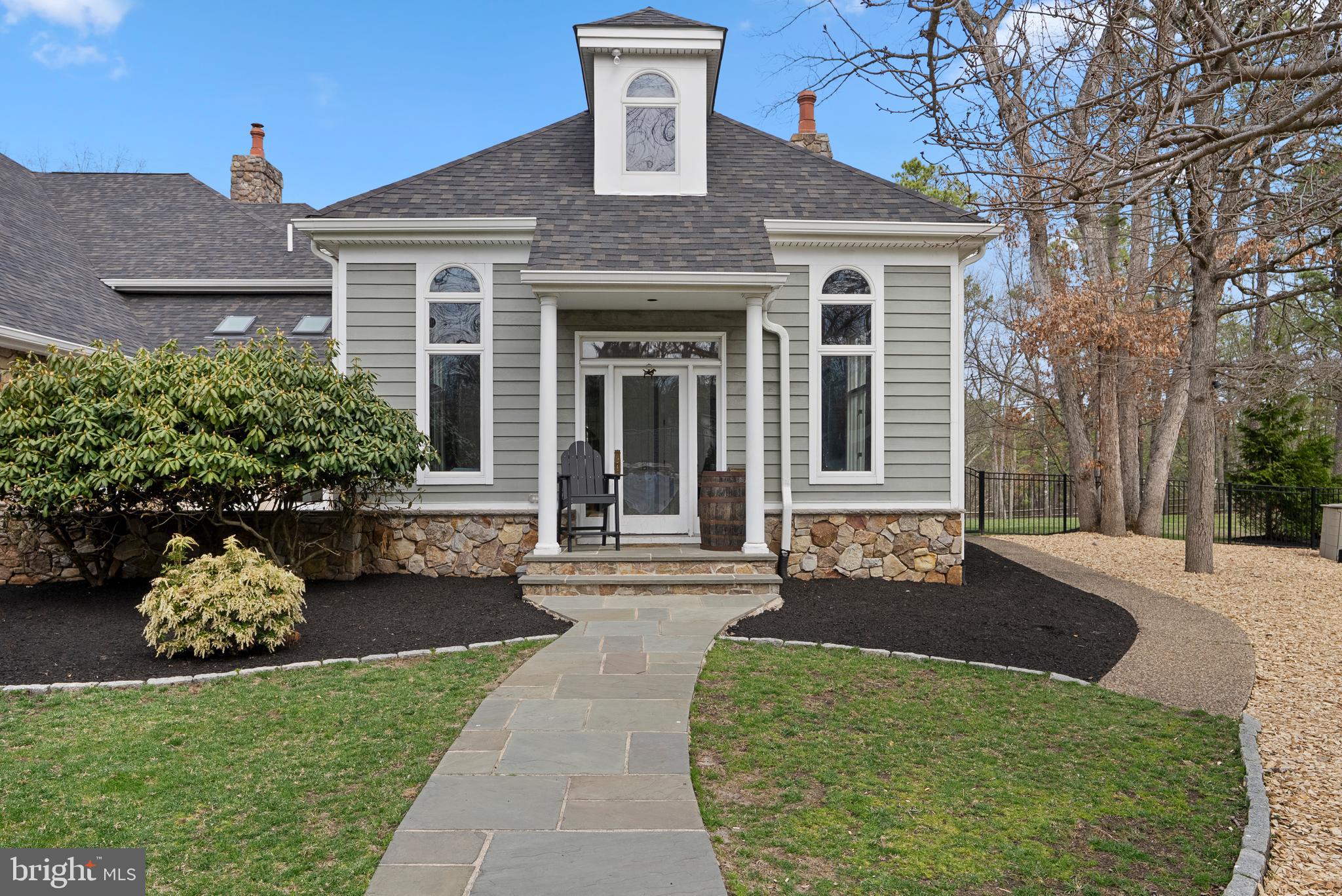 16 HIGH POINT DRIVE