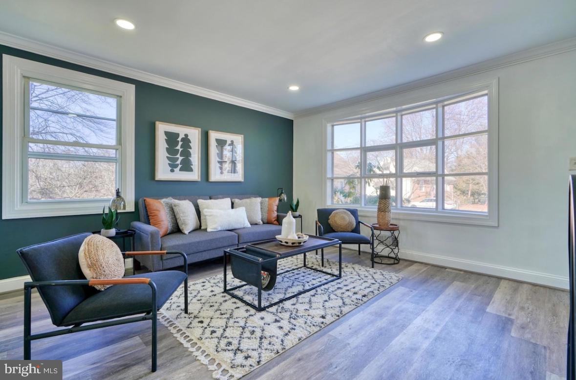 701 PLATINUM AVENUE
