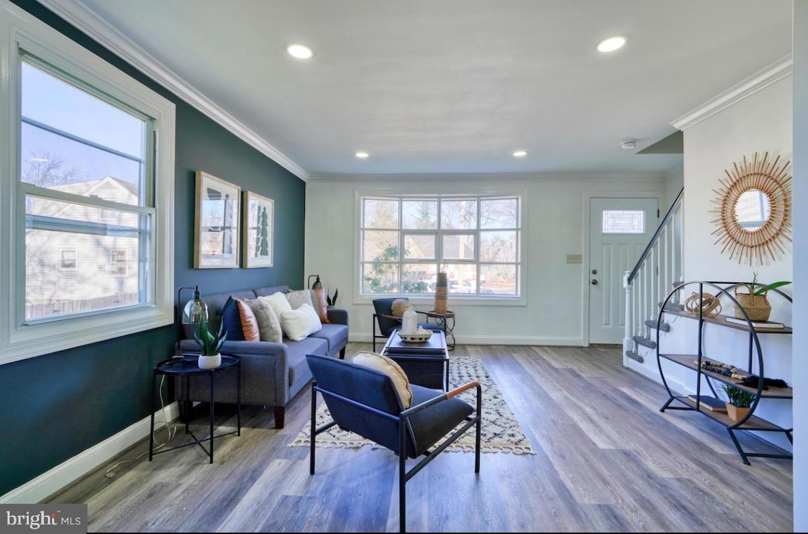 701 PLATINUM AVENUE