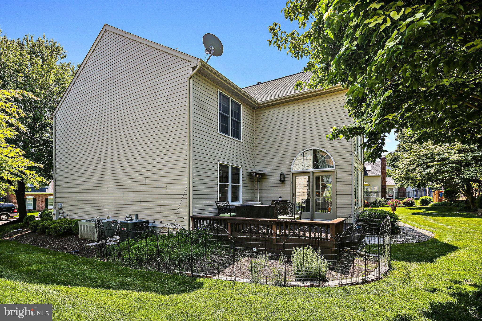 SEMINARY OVERLOOK - Residential