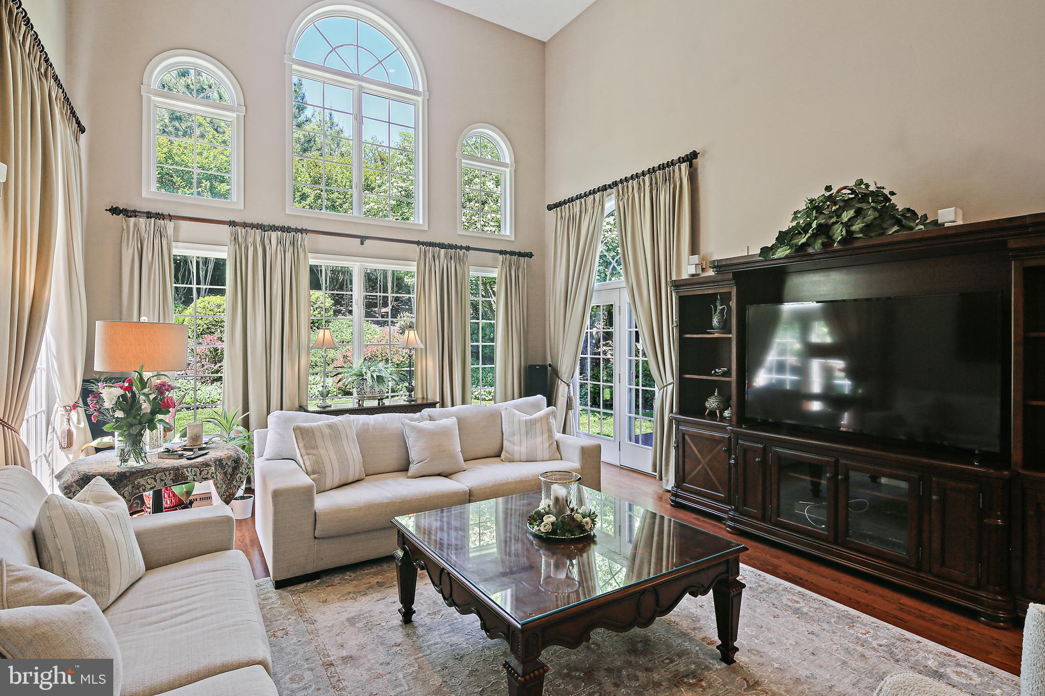 SEMINARY OVERLOOK - Residential