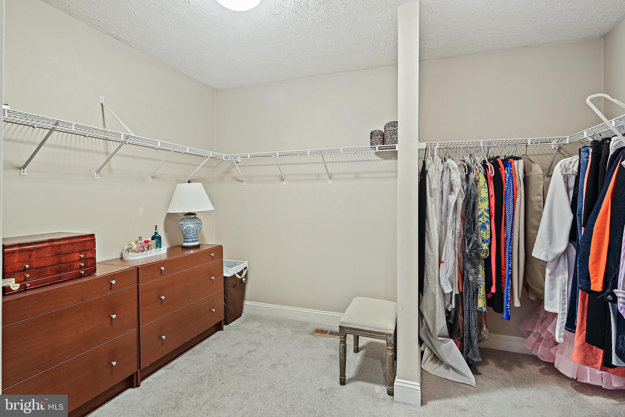 SEMINARY OVERLOOK - Residential