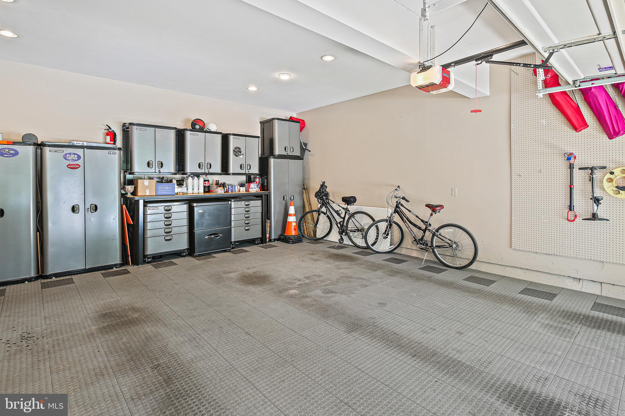 SEMINARY OVERLOOK - Residential