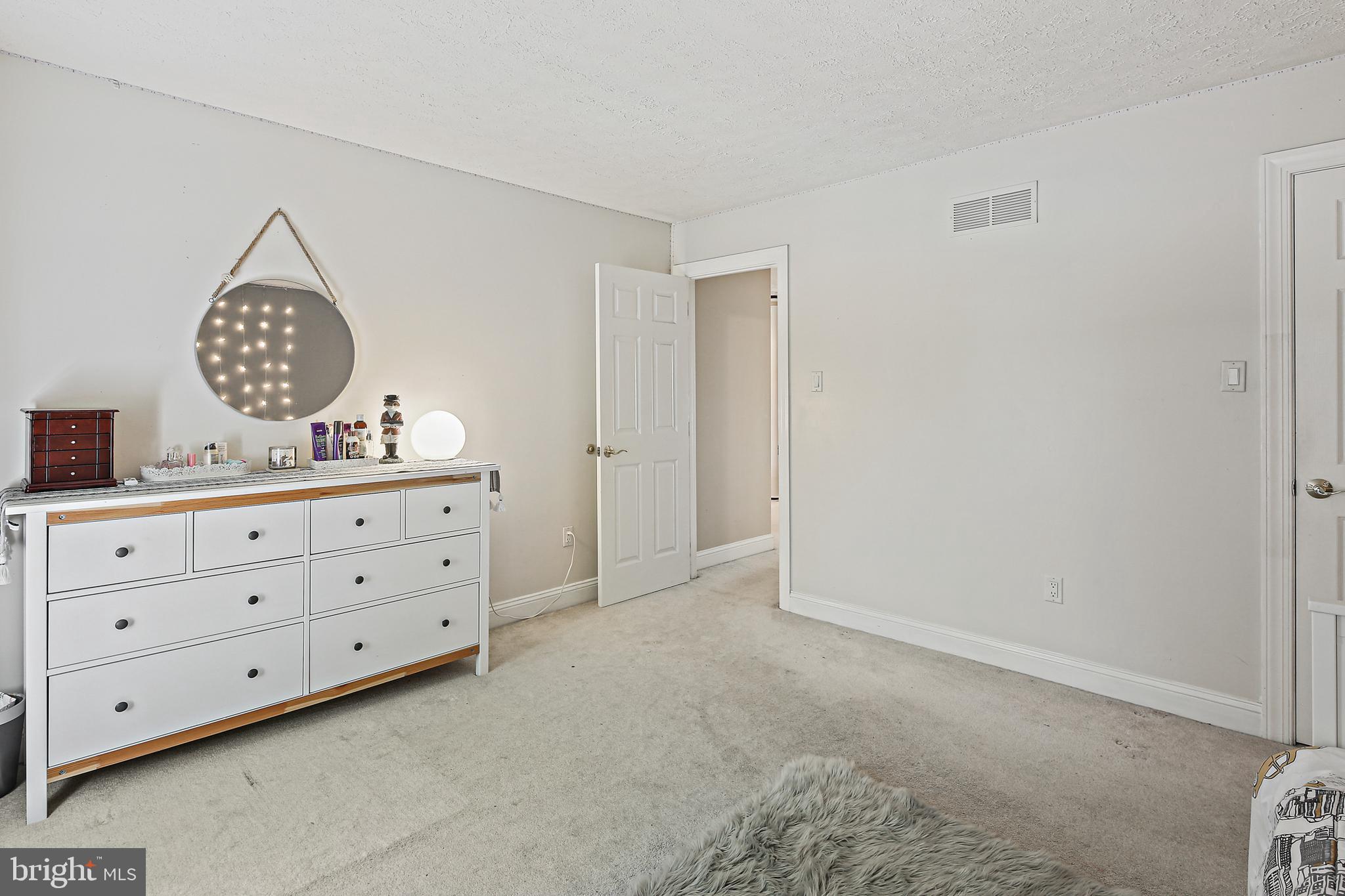 SEMINARY OVERLOOK - Residential