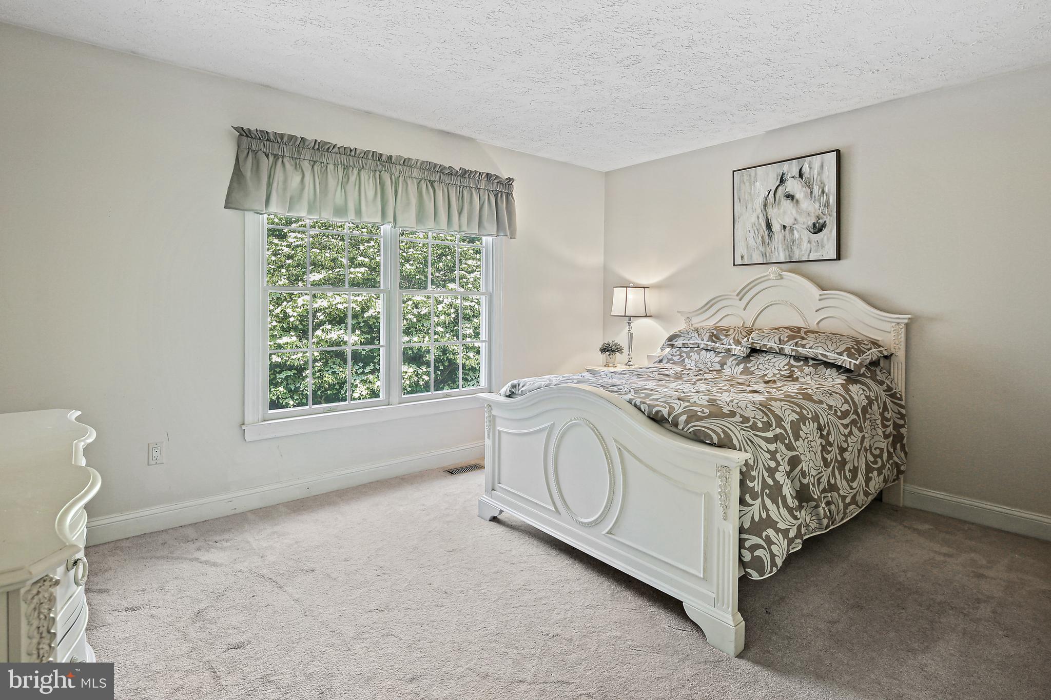 SEMINARY OVERLOOK - Residential