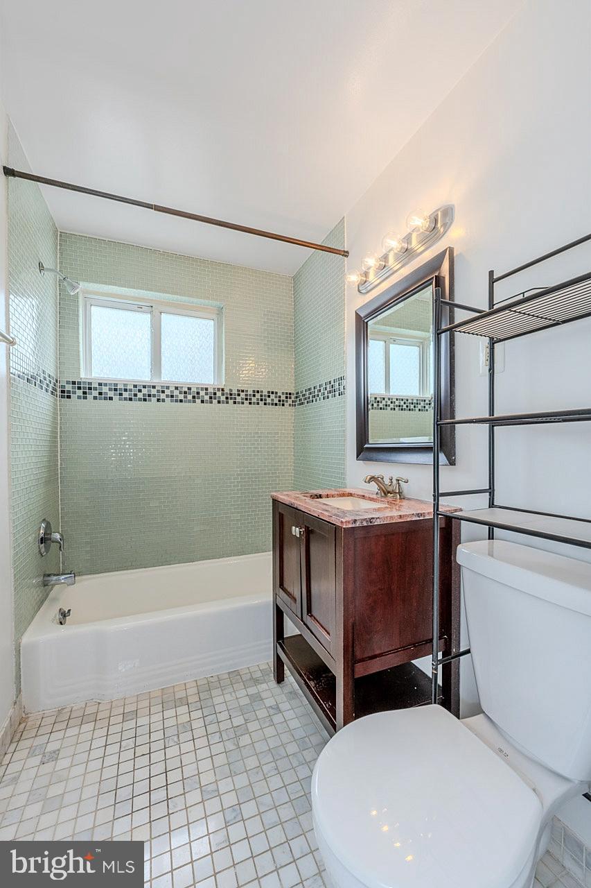 ARLINGTON - Residential Lease