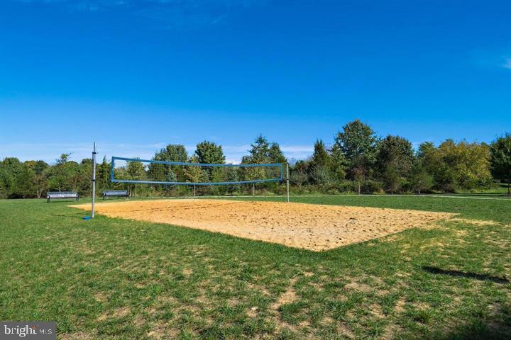 DISCOVERY SQUARE - Residential