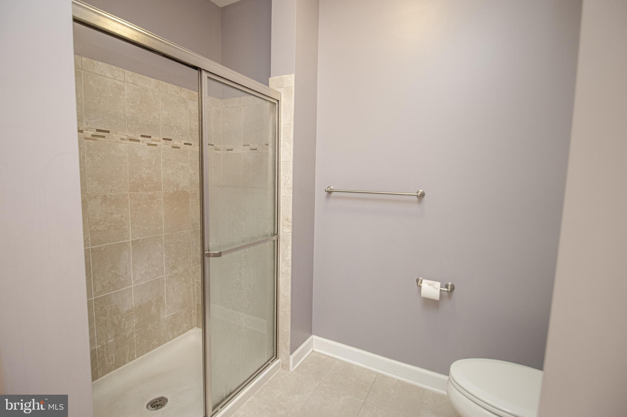 DISCOVERY SQUARE - Residential