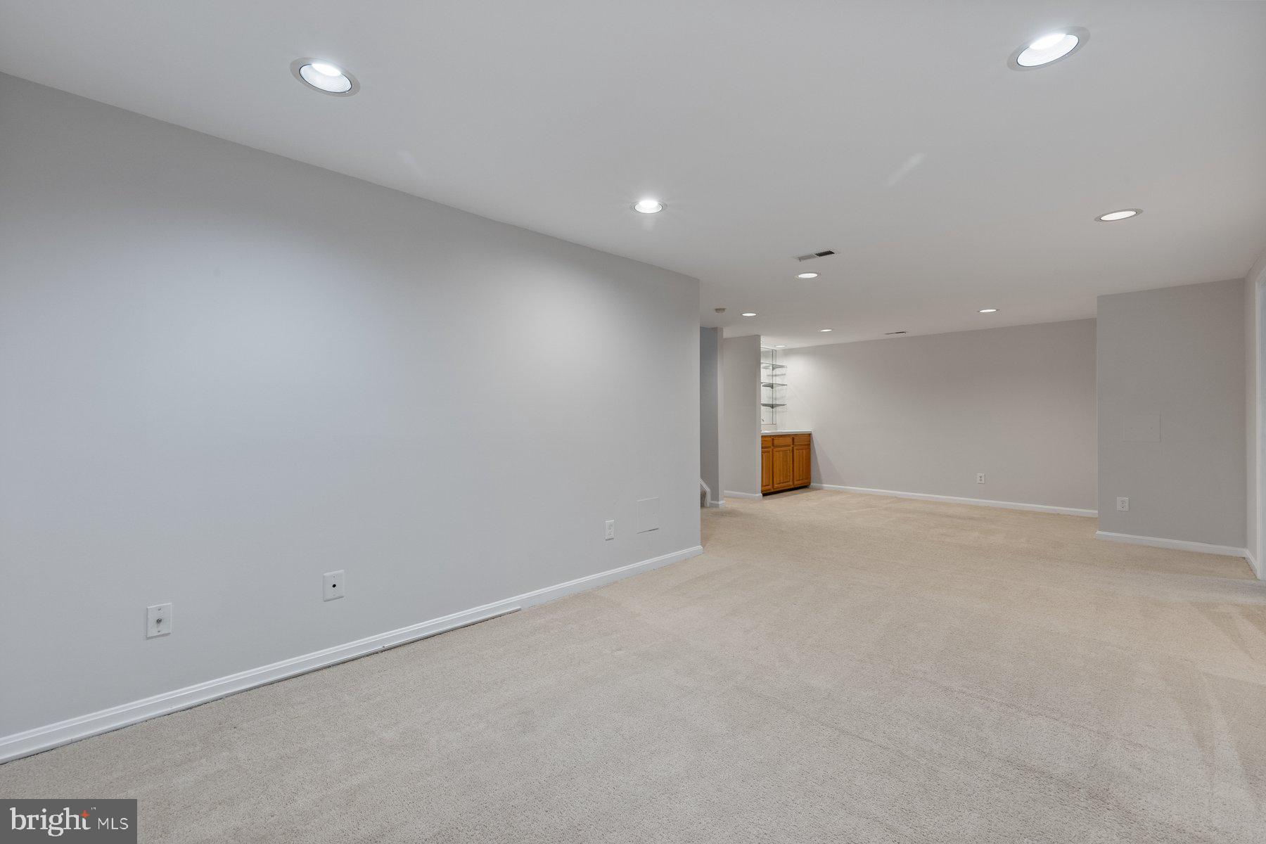 MEADOWGATE - Residential