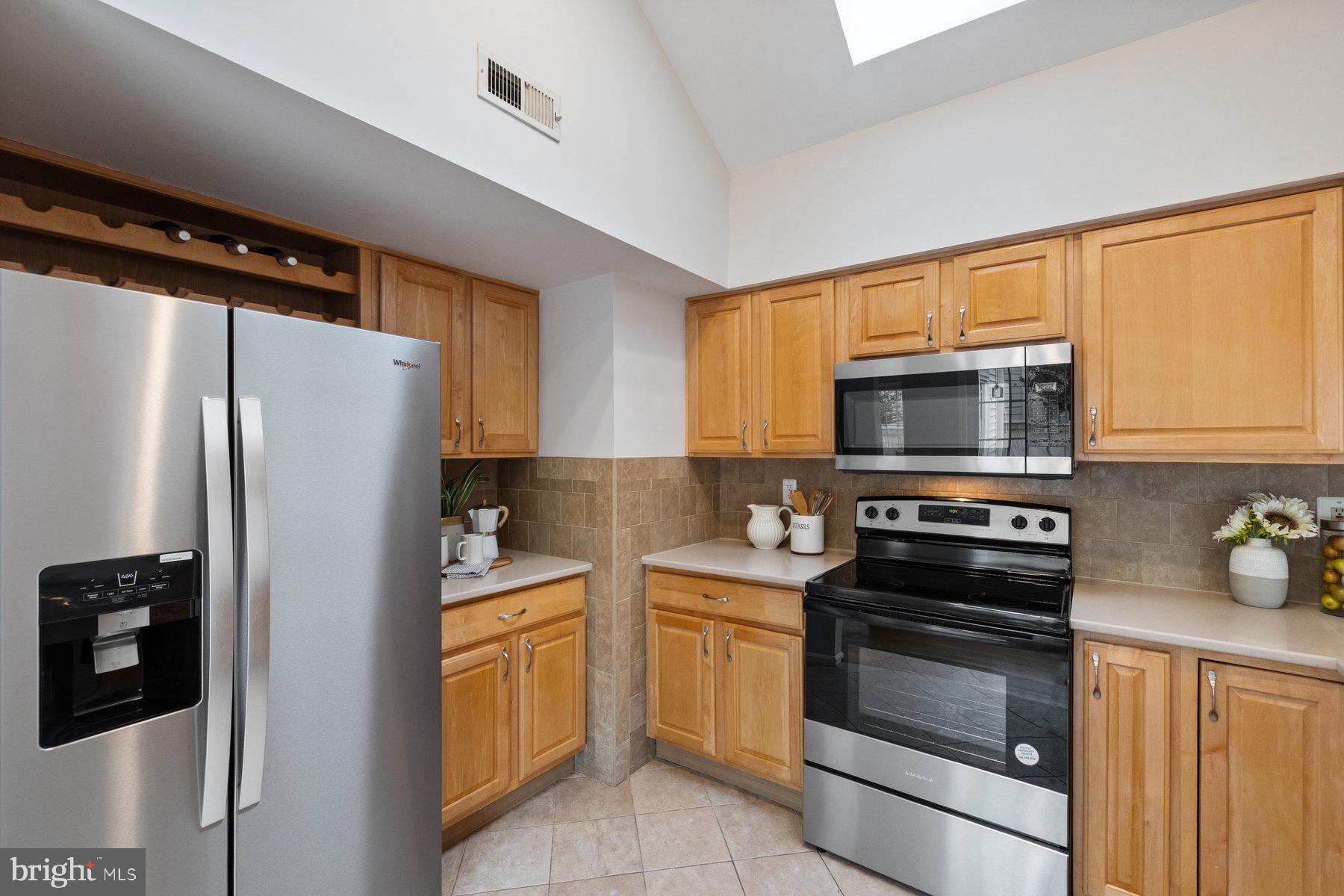 MEADOWGATE - Residential