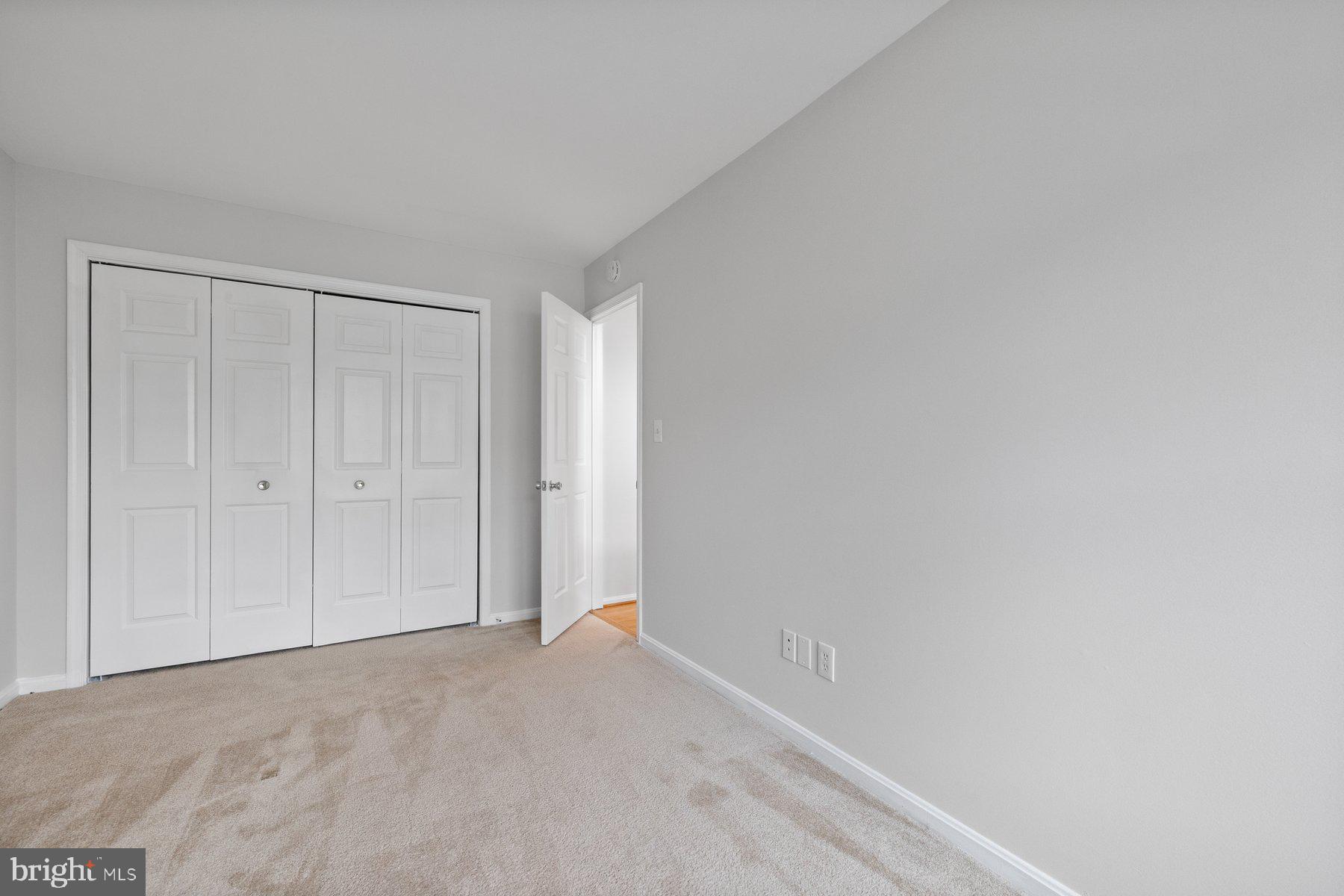 MEADOWGATE - Residential