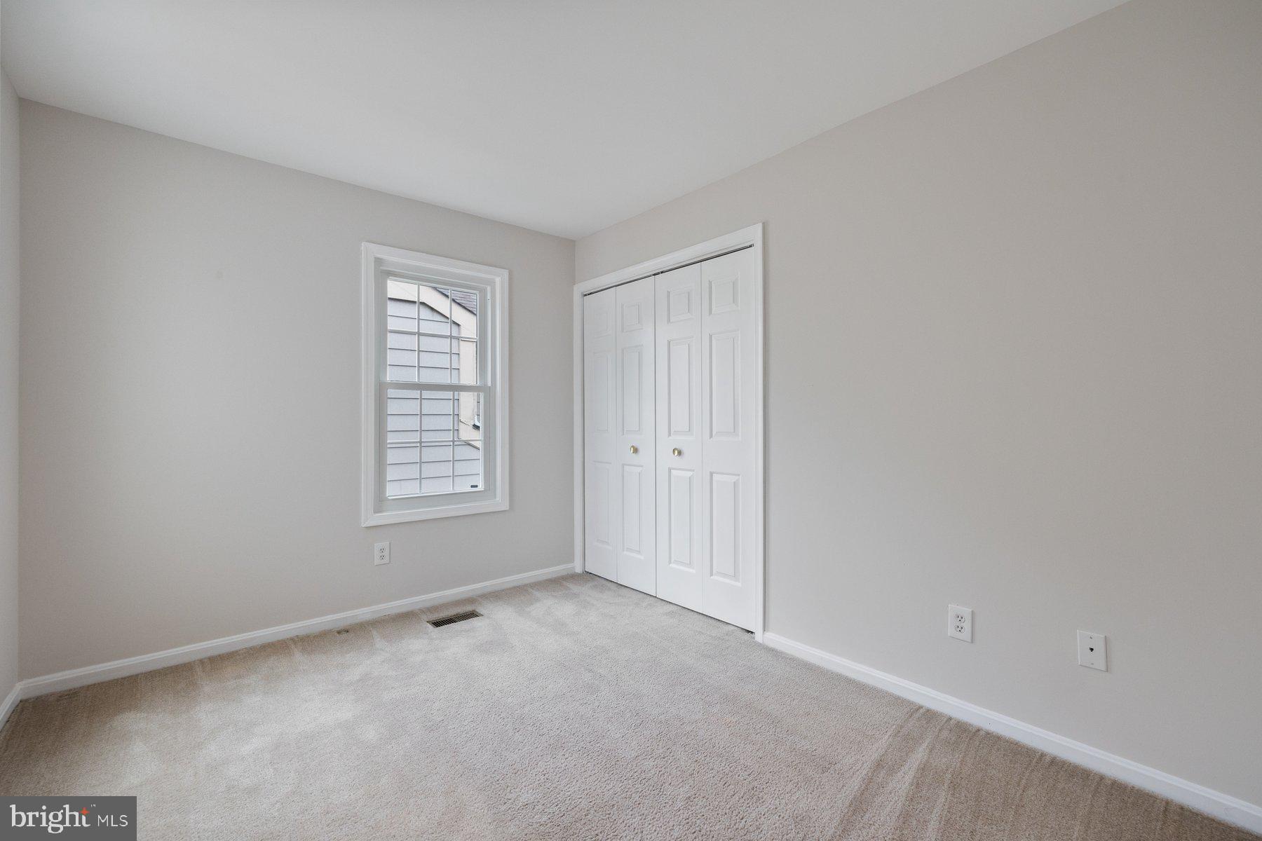 MEADOWGATE - Residential