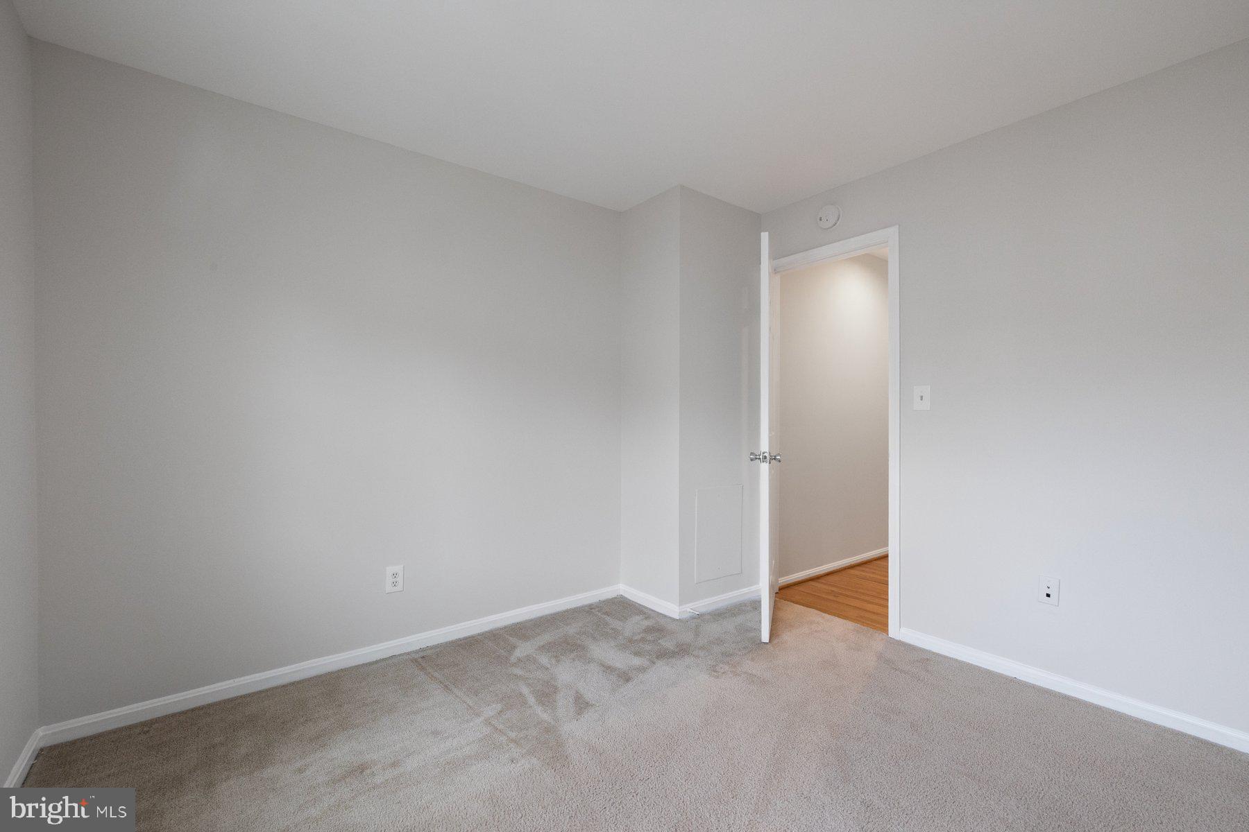 MEADOWGATE - Residential