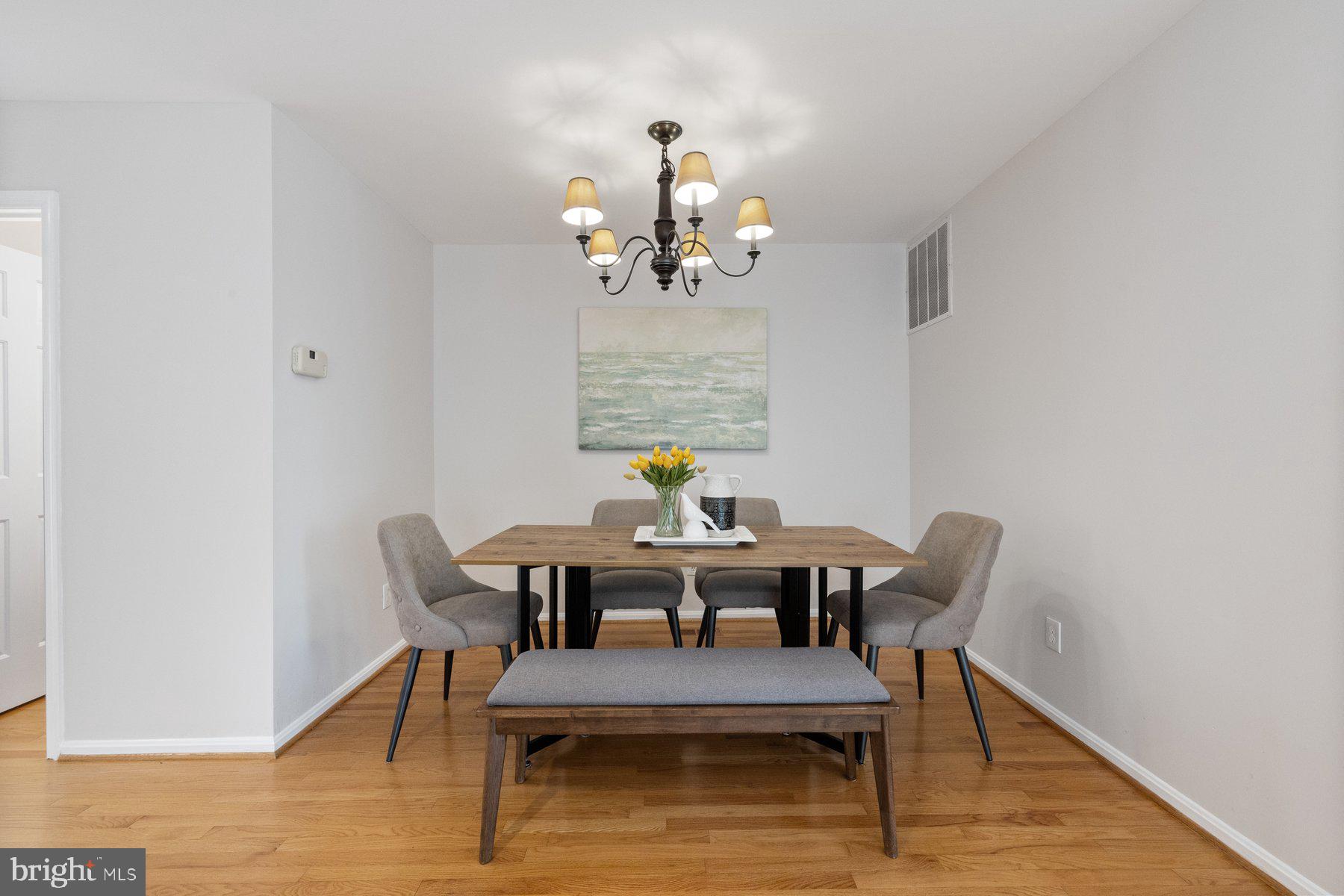 MEADOWGATE - Residential