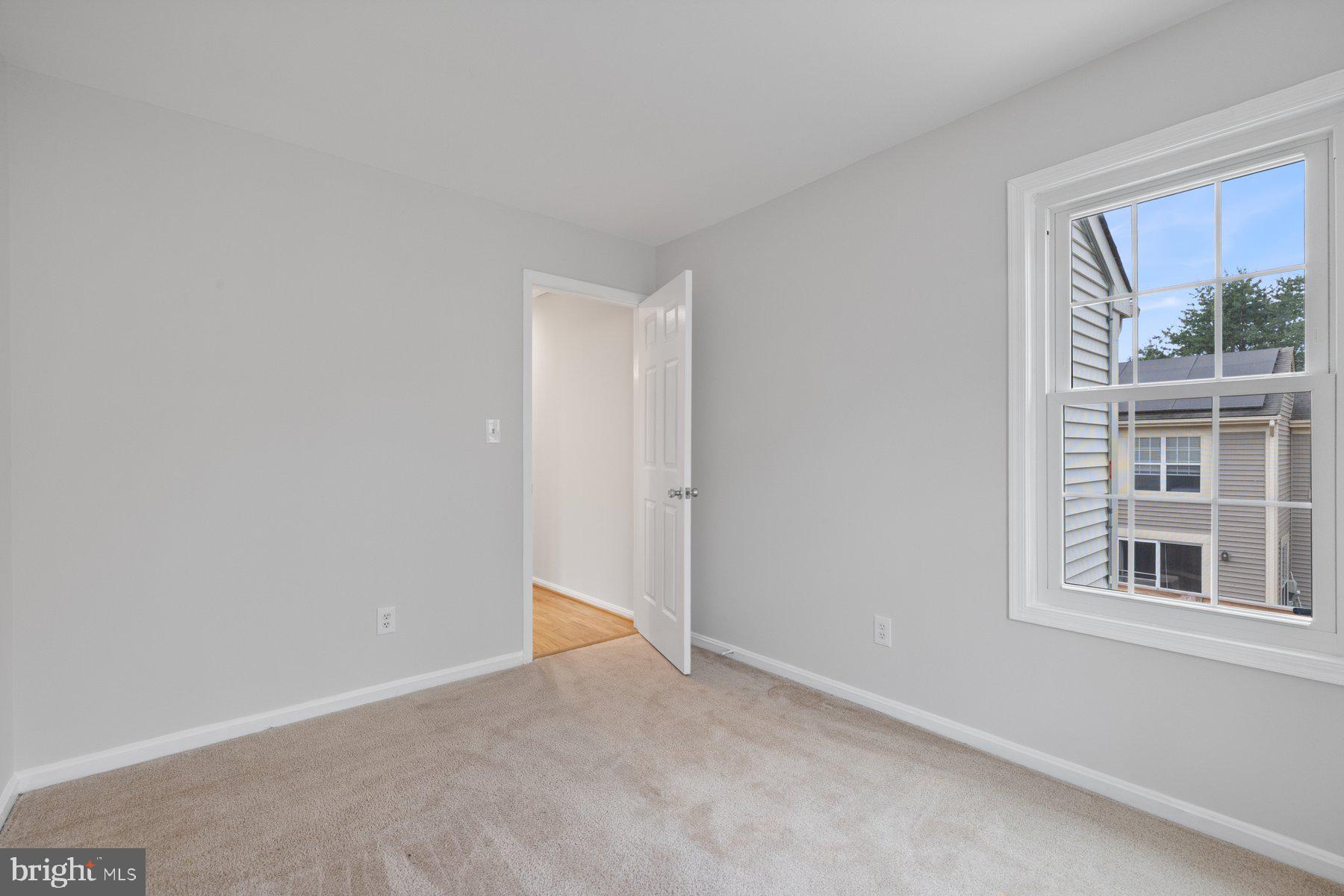 MEADOWGATE - Residential