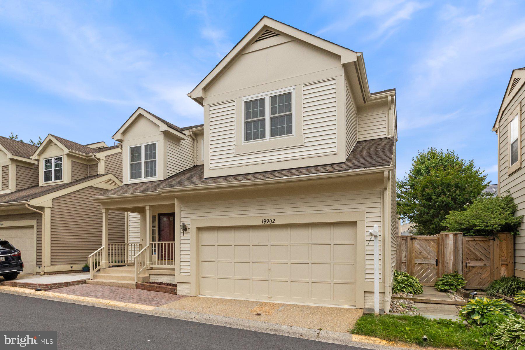 MEADOWGATE - Residential