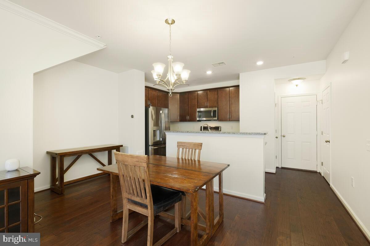 CROWN - Residential