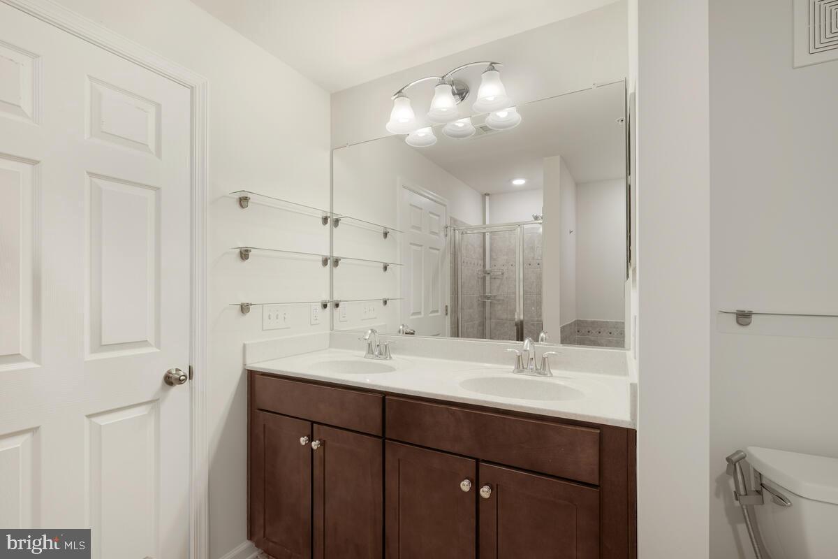 CROWN - Residential