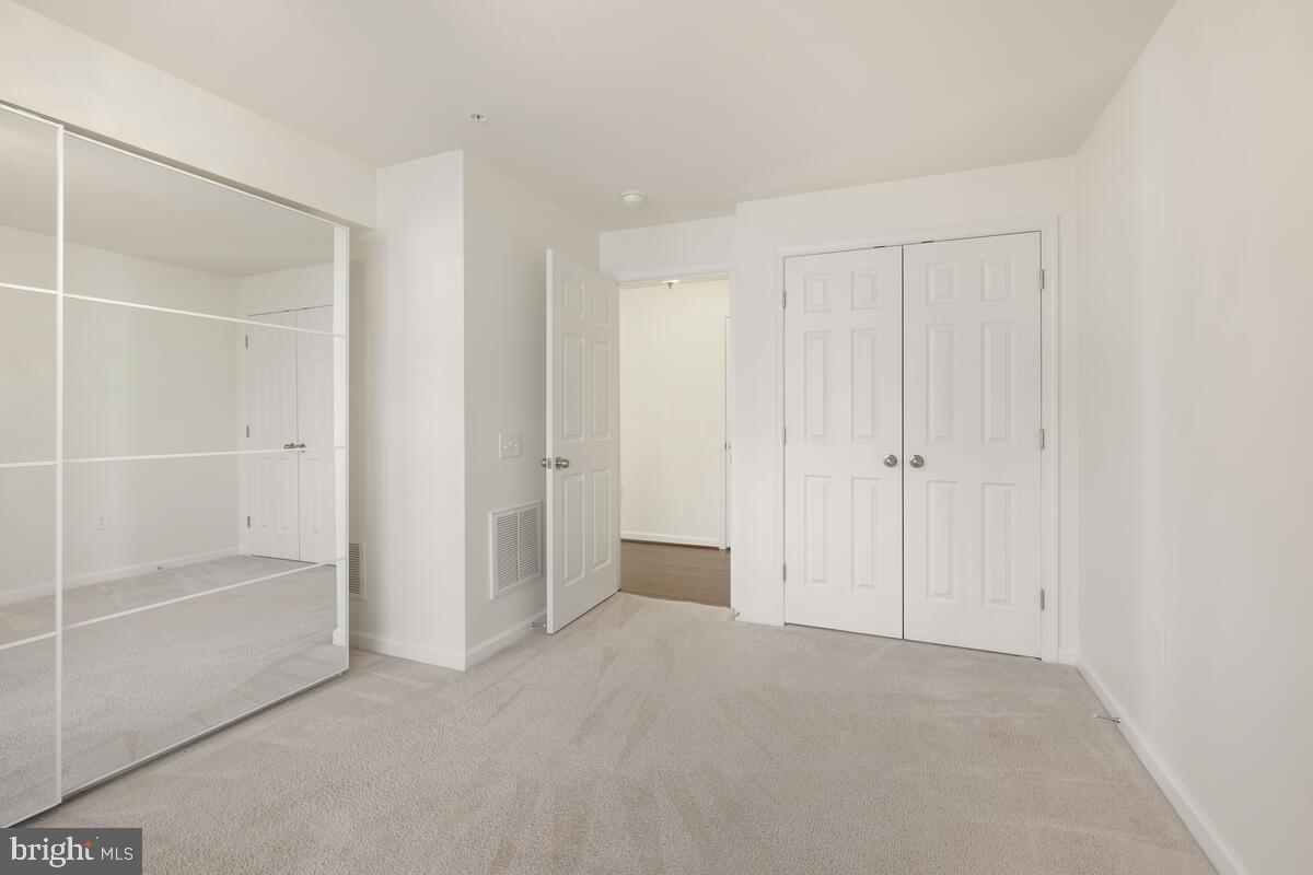 CROWN - Residential