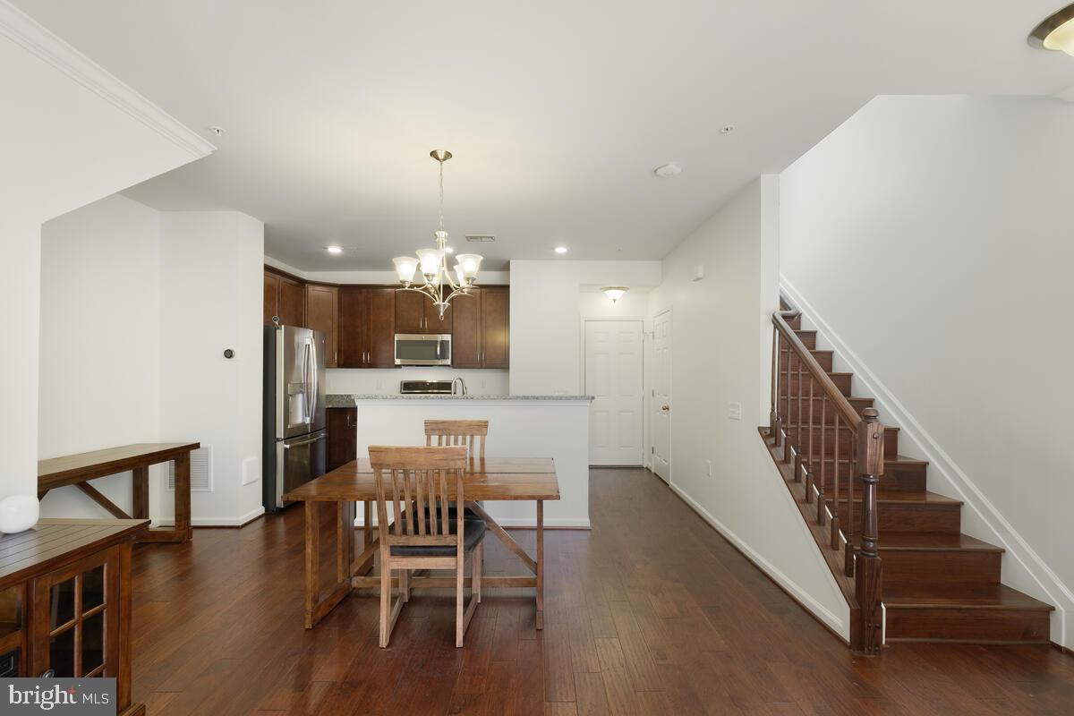 CROWN - Residential