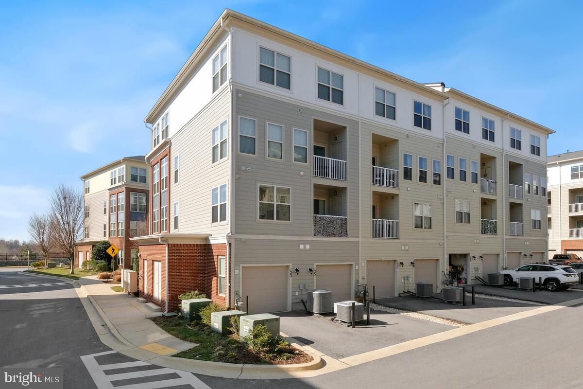 CROWN - Residential