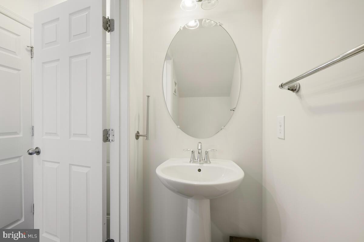 CROWN - Residential
