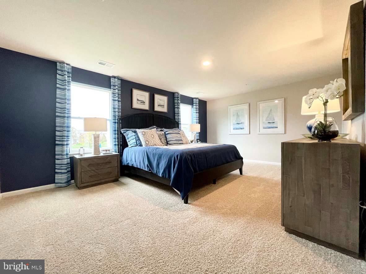 HERITAGE TRACE - Residential