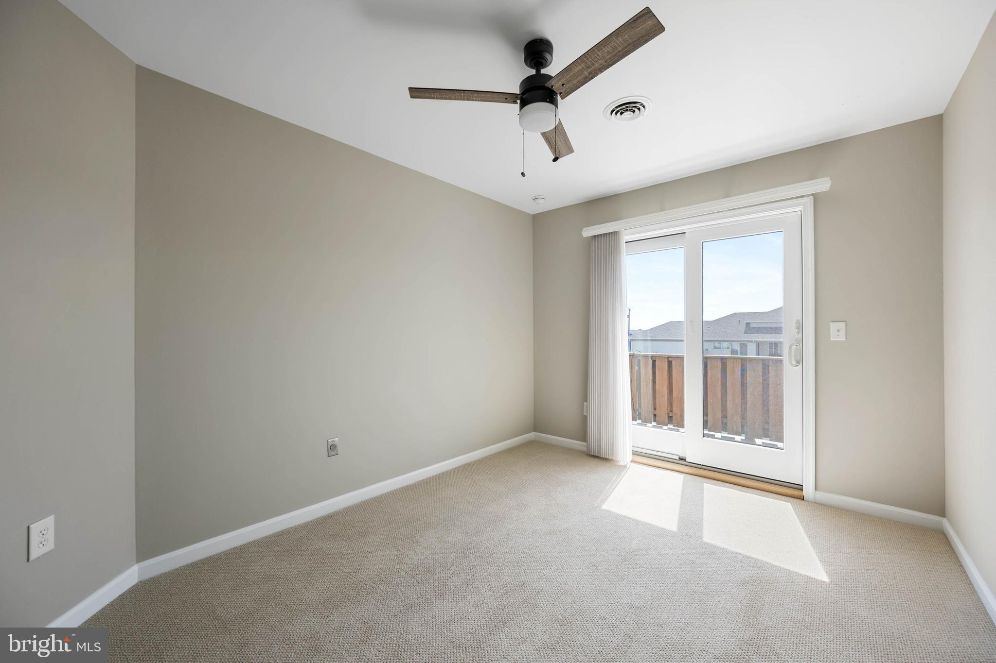OLD LANDING - Residential
