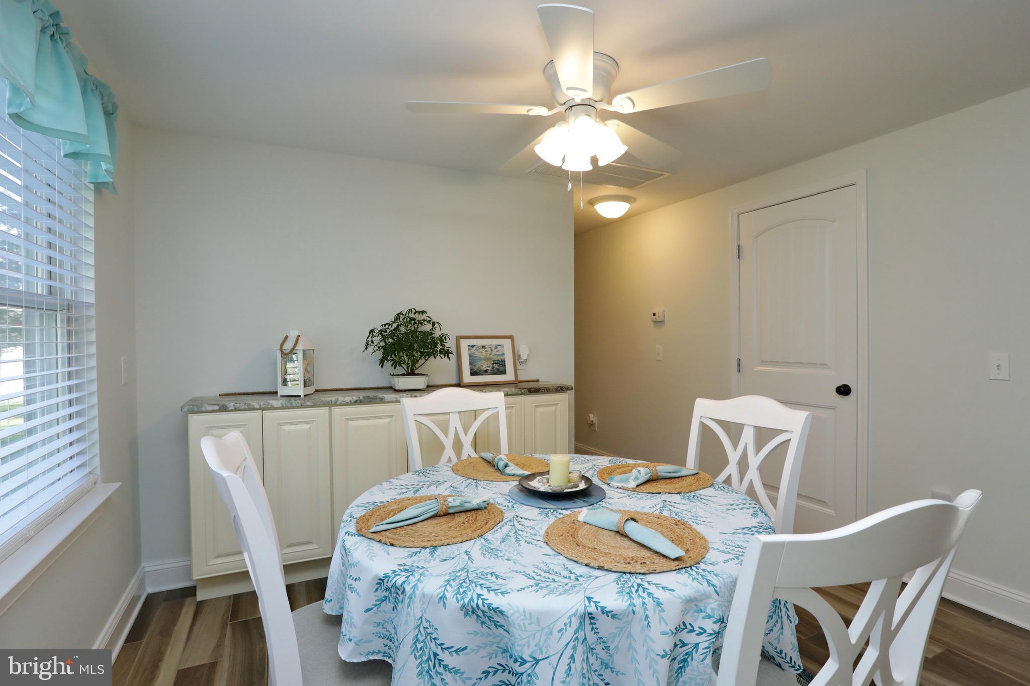 COBB ISLAND - Residential