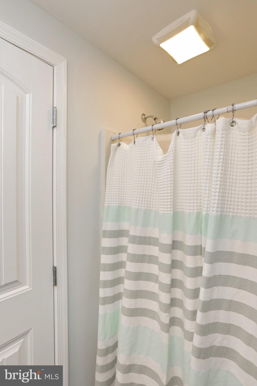 COBB ISLAND - Residential