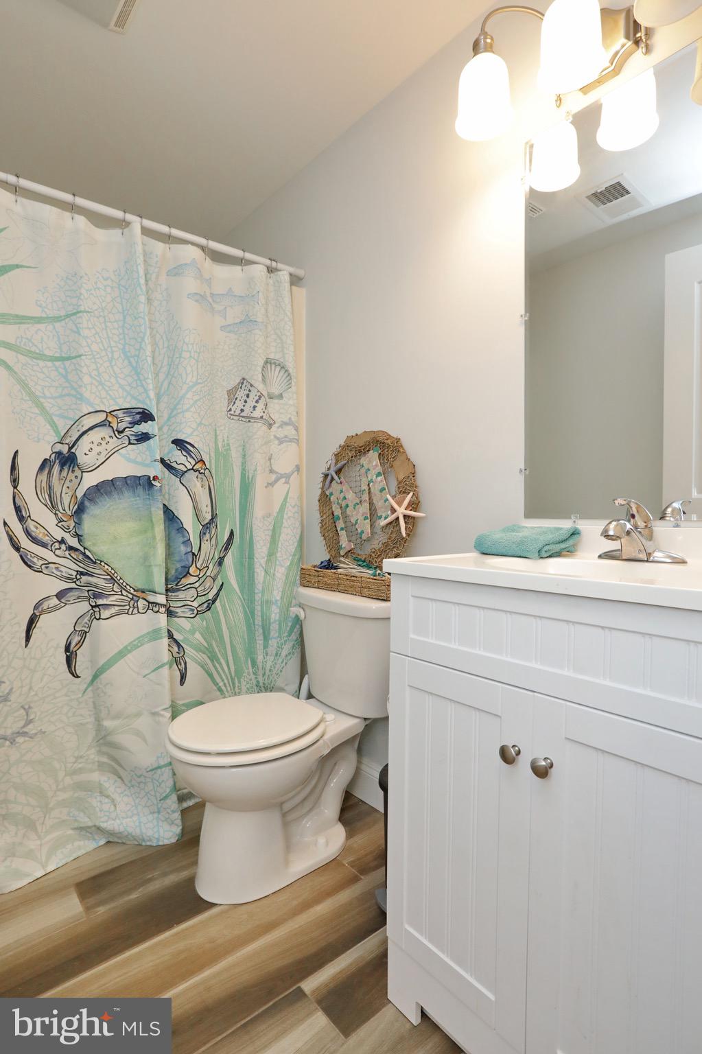 COBB ISLAND - Residential