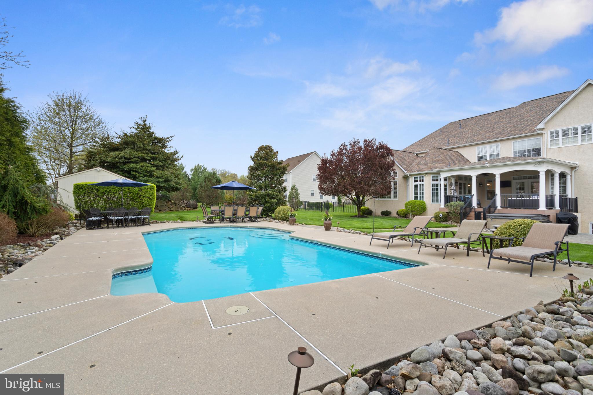 GREYSTONE - Residential