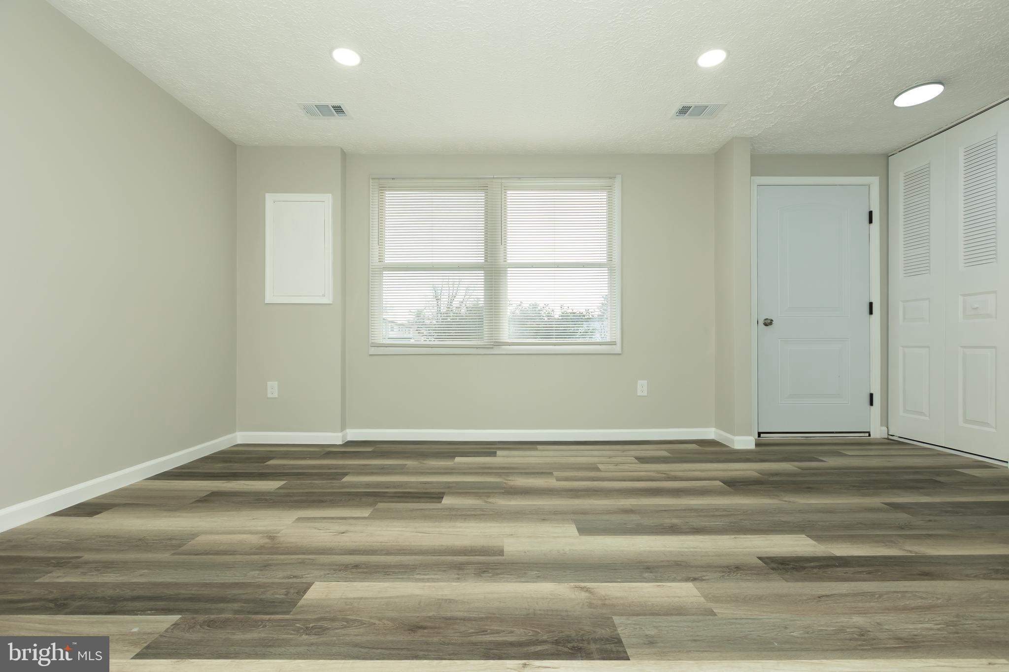 FARMBROOK - Residential