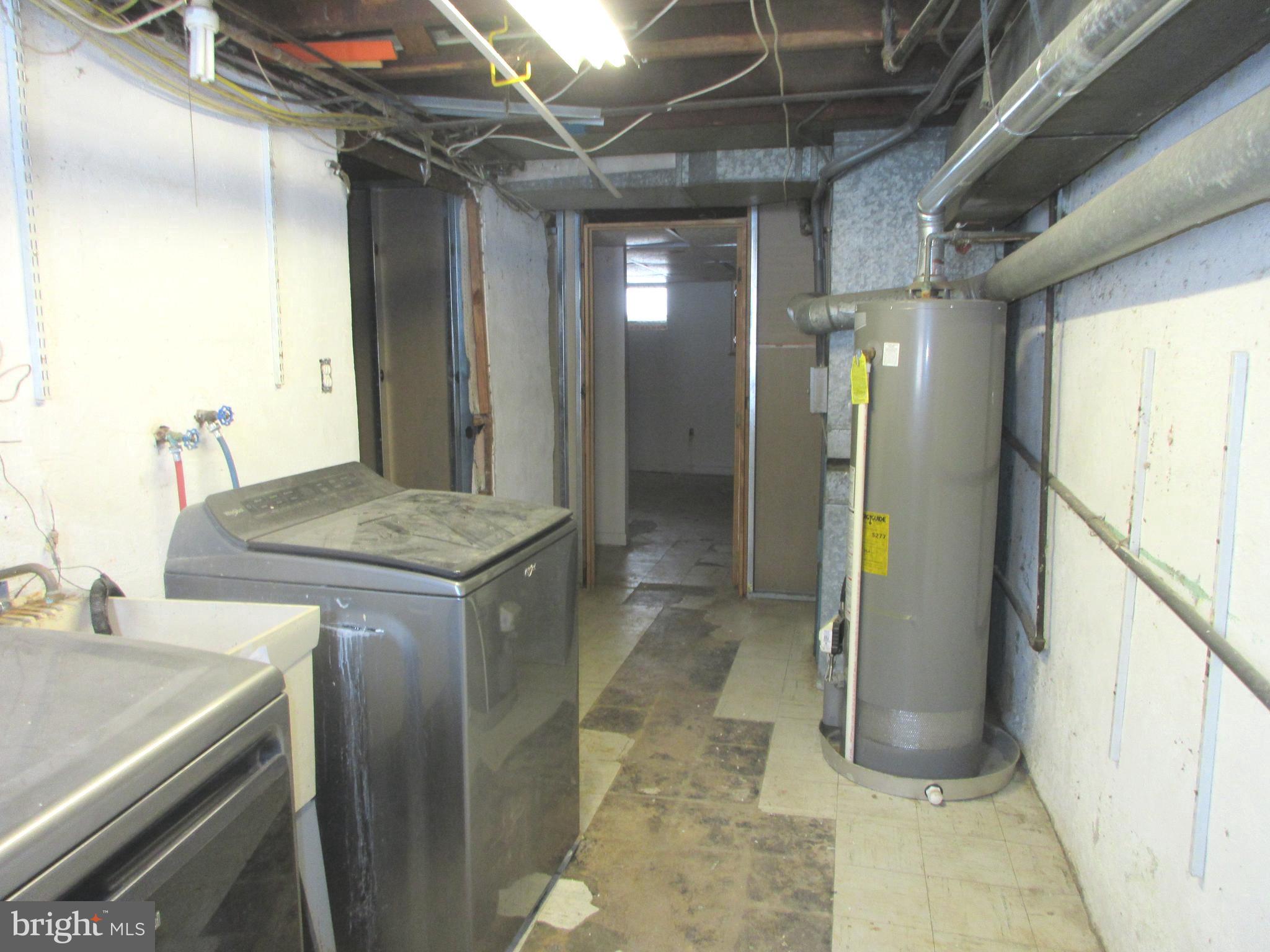 MAYFAIR (EAST) - Residential