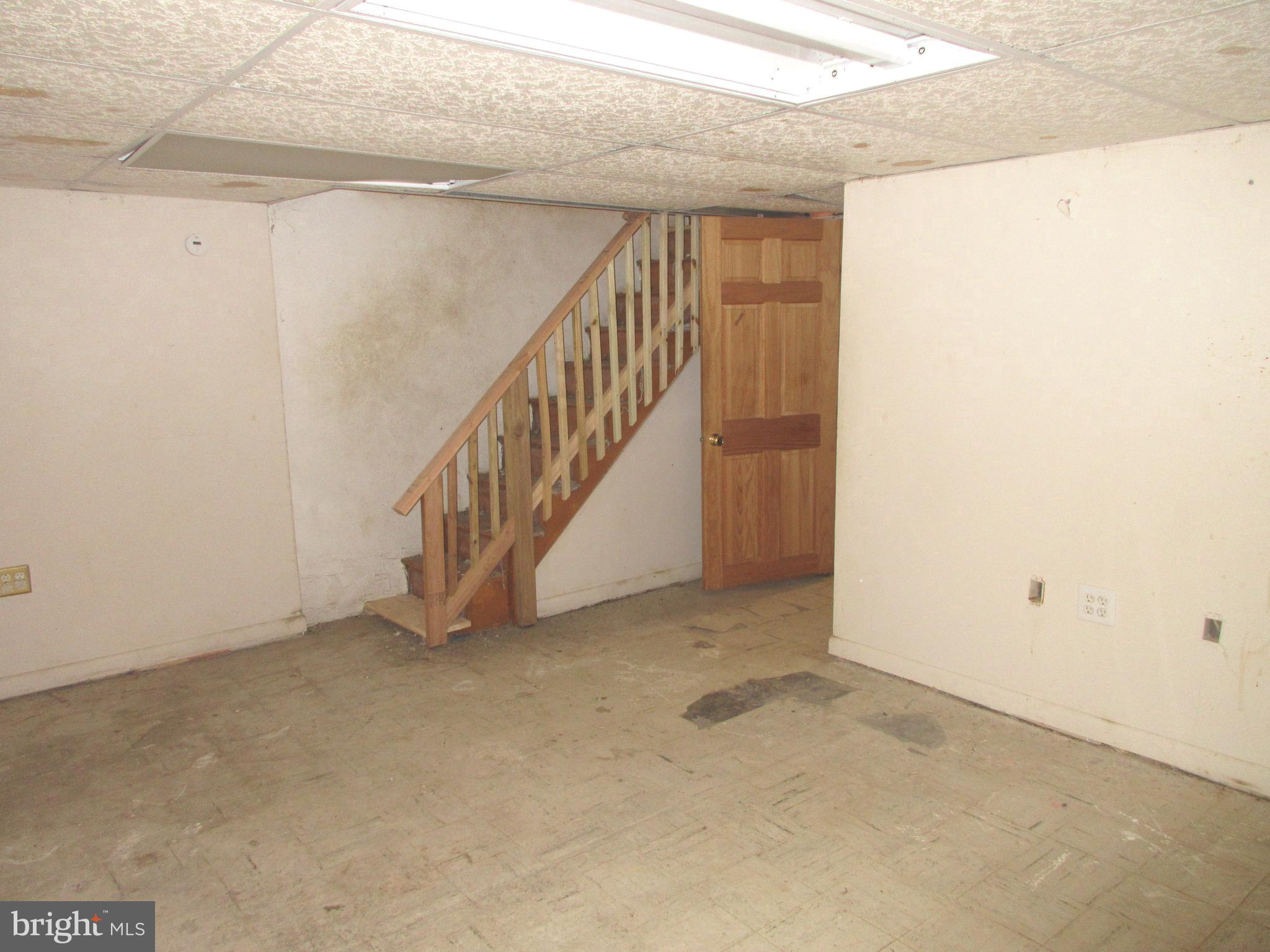 MAYFAIR (EAST) - Residential