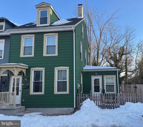 20 W PEARL STREET BURLINGTON NJ 08016