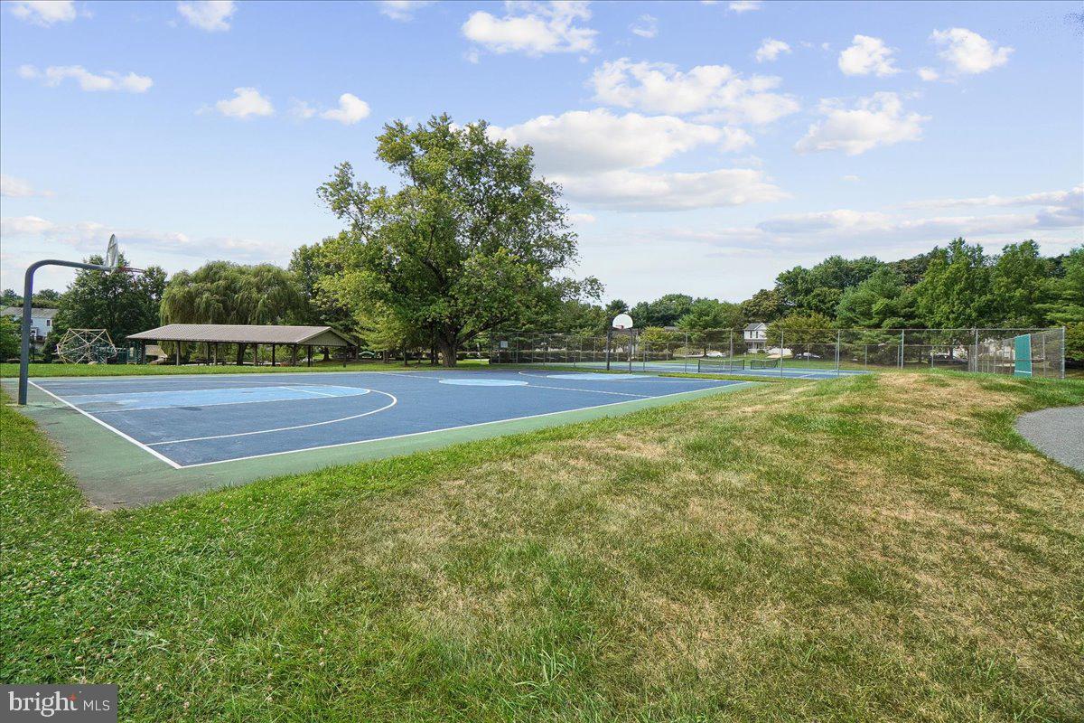 NEW MARKET WEST - Residential