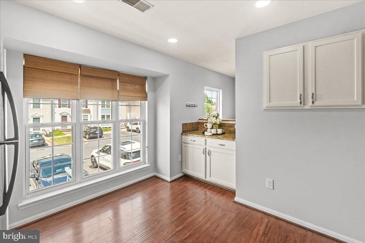 NEW MARKET WEST - Residential