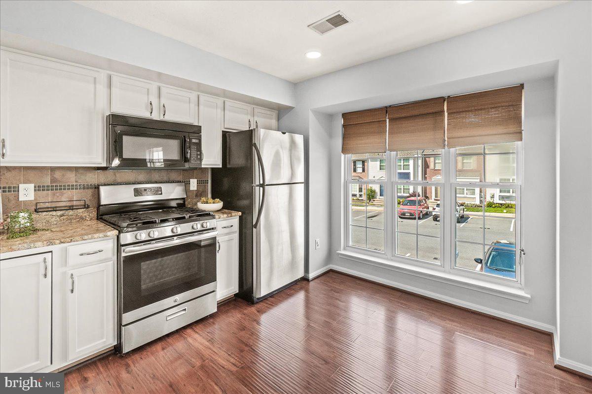 NEW MARKET WEST - Residential