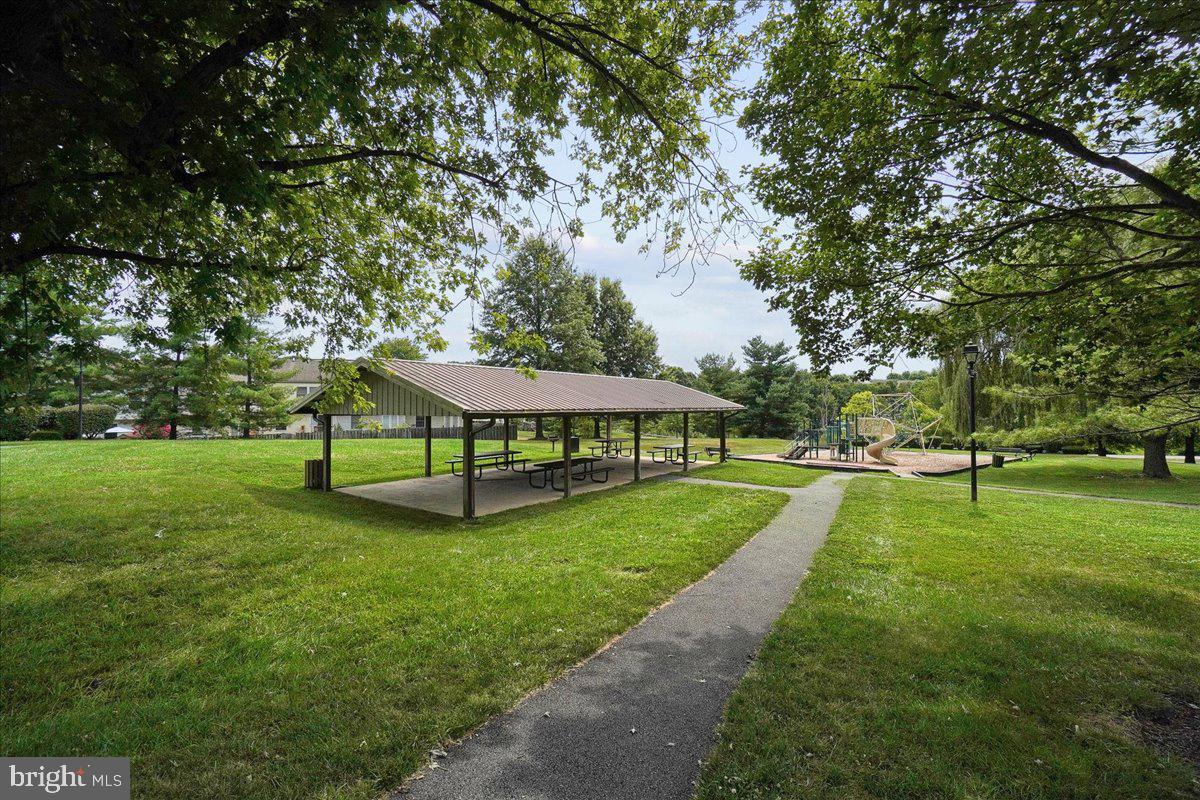 NEW MARKET WEST - Residential